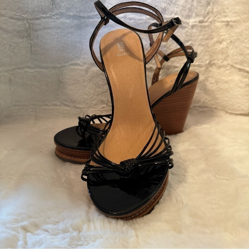 Bakers Dedra Faux Patent Leather Sandals Heels. 4” High. Size 7.5 Black New
